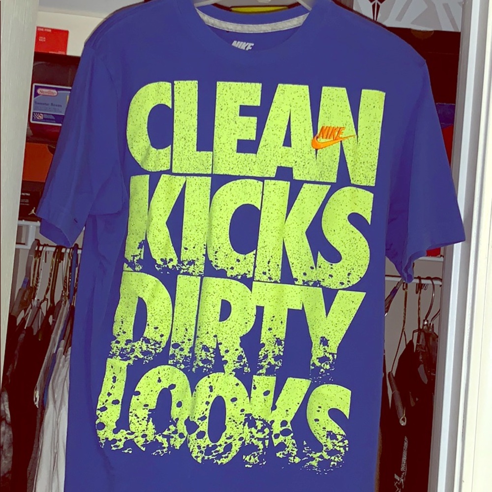Nike Men’s shirt